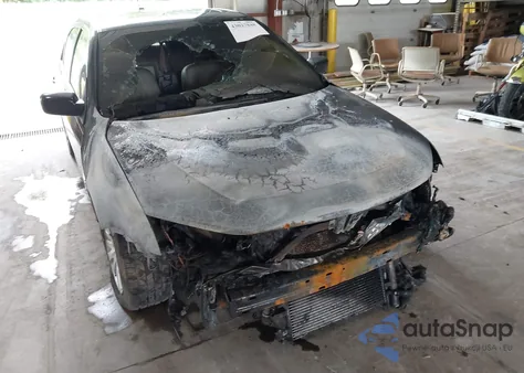 2010 Ford Fusion Hybrid из США, поврежденный, VIN 3FADP0L3XAR220854